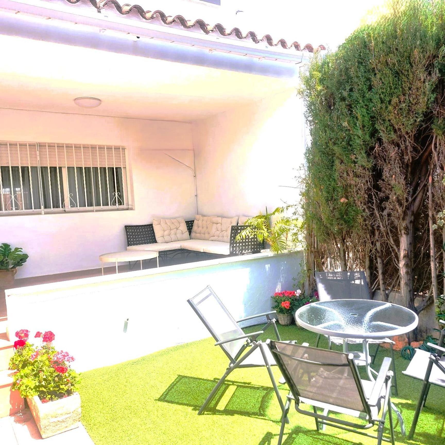 Casa Adosada Gran Avenida Con Billar Benicàssim Εξωτερικό φωτογραφία
